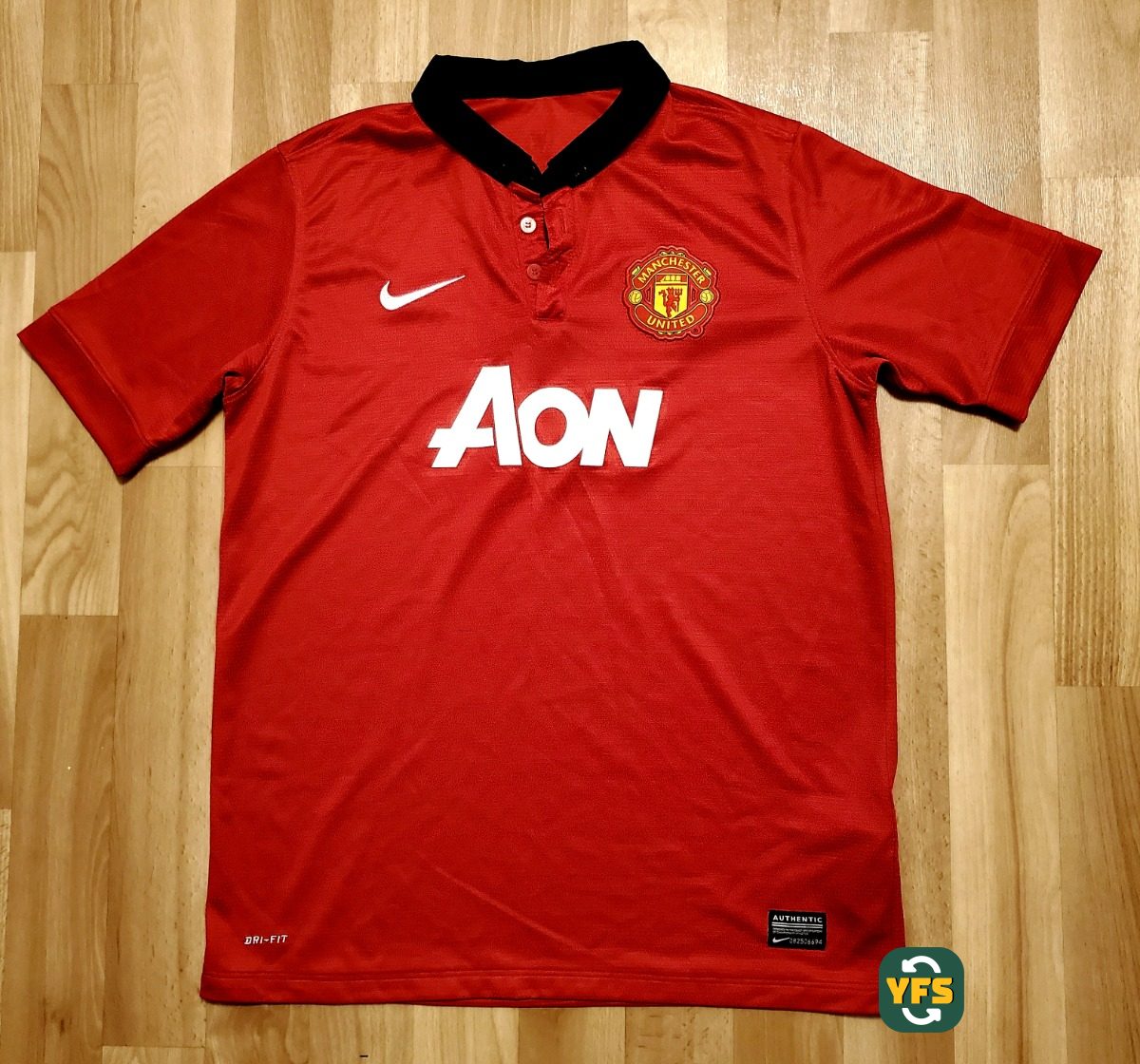 Manchester United 2013-2014 Home Store Version Nike - YourFootballShirt - Photo 1