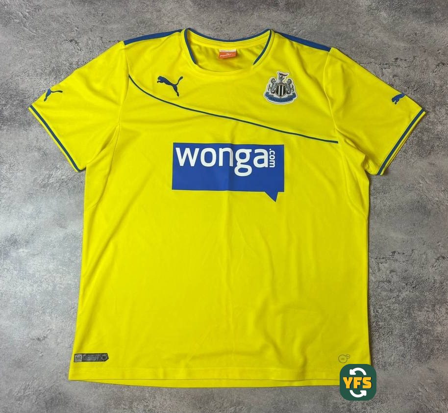 Newcastle United 2013-2014 Third Store Version Puma - YourFootballShirt - Photo 1