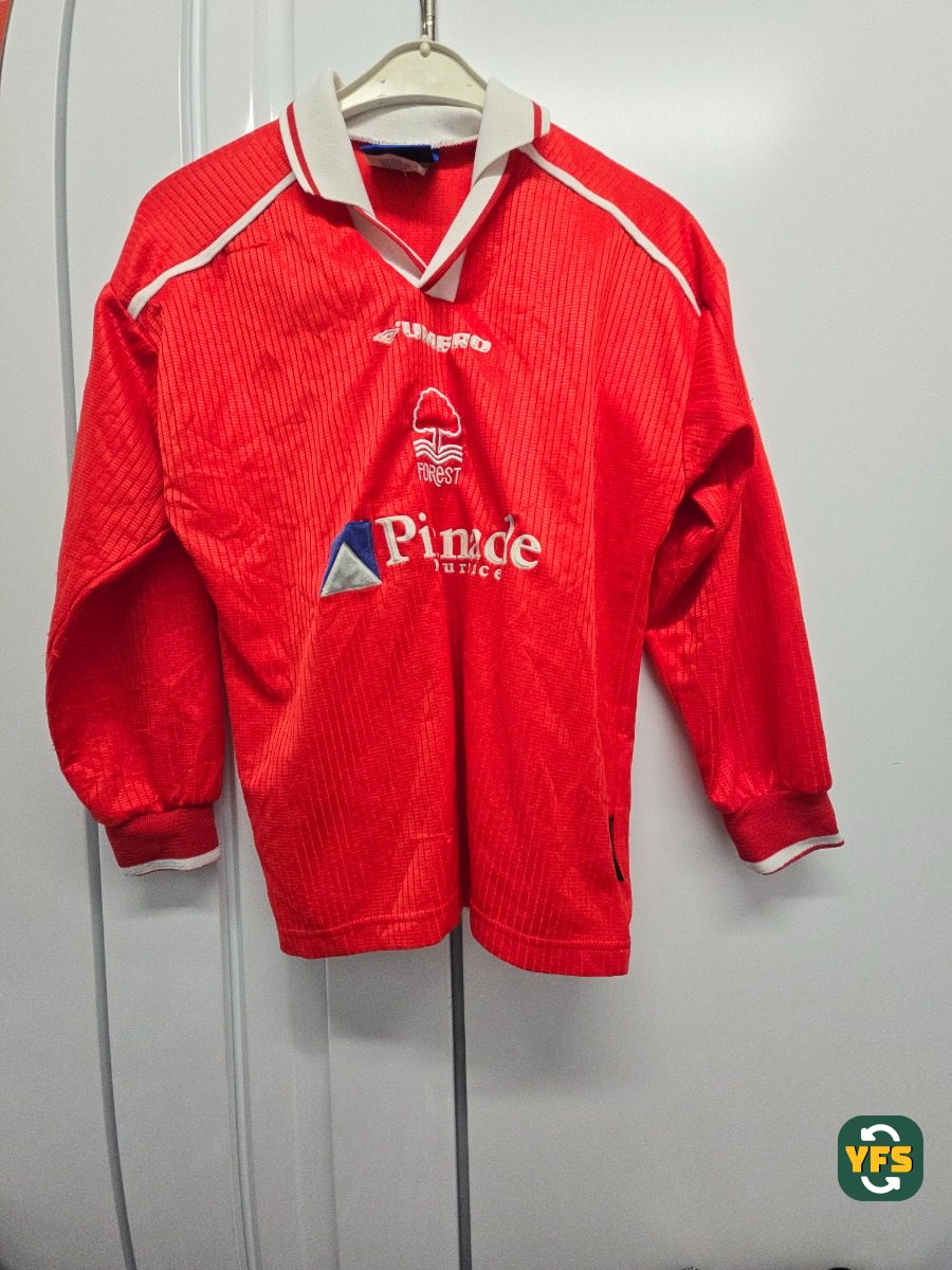 Nottingham Forest 1999-2000 Home Store Version Umbro - YourFootballShirt - Photo 1