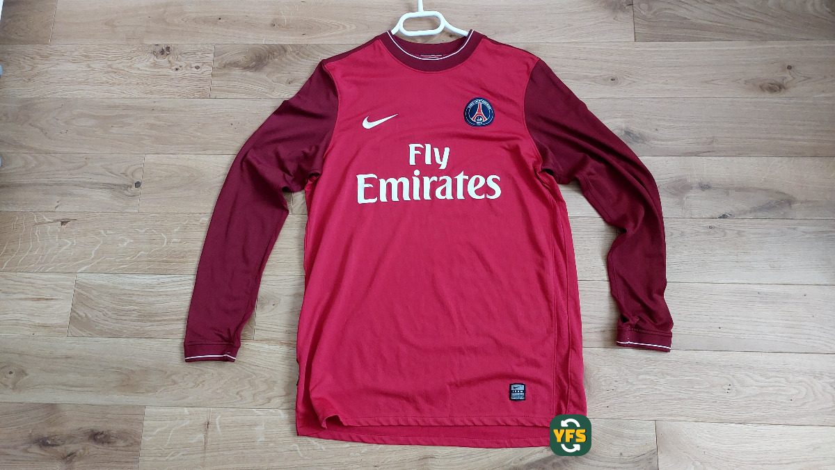 PSG 2009-2010 Goalkeeper Store Version Nike - YourFootballShirt - Photo 1