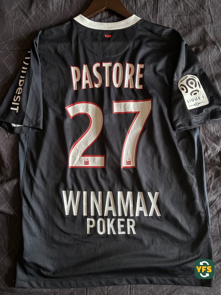 PSG 2011-2012 Home Store Version Nike Pastore - YourFootballShirt - Photo 1