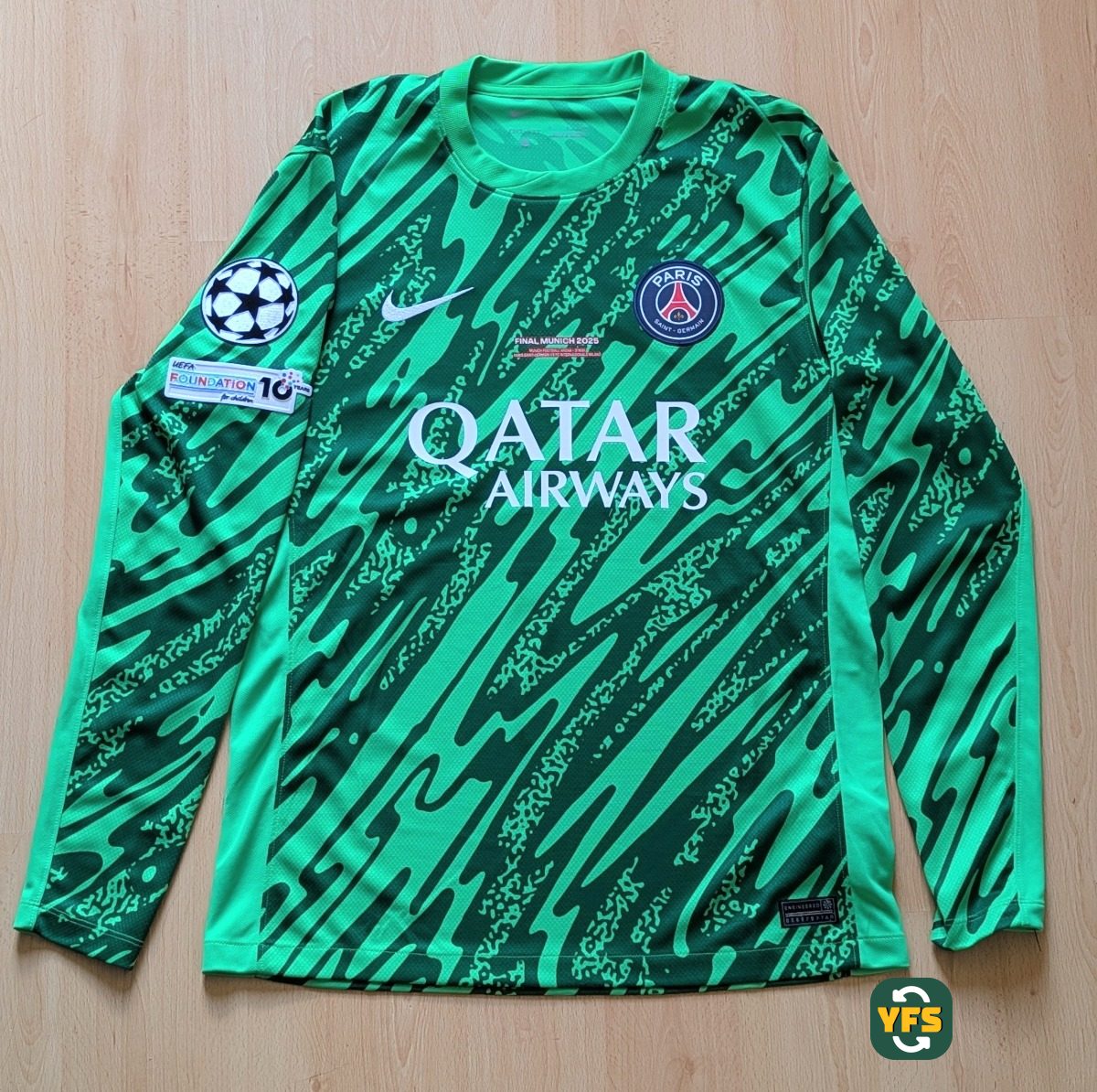 PSG 2024-2025 Goalkeeper Store Version Nike Donnarumma - YourFootballShirt - Photo 1