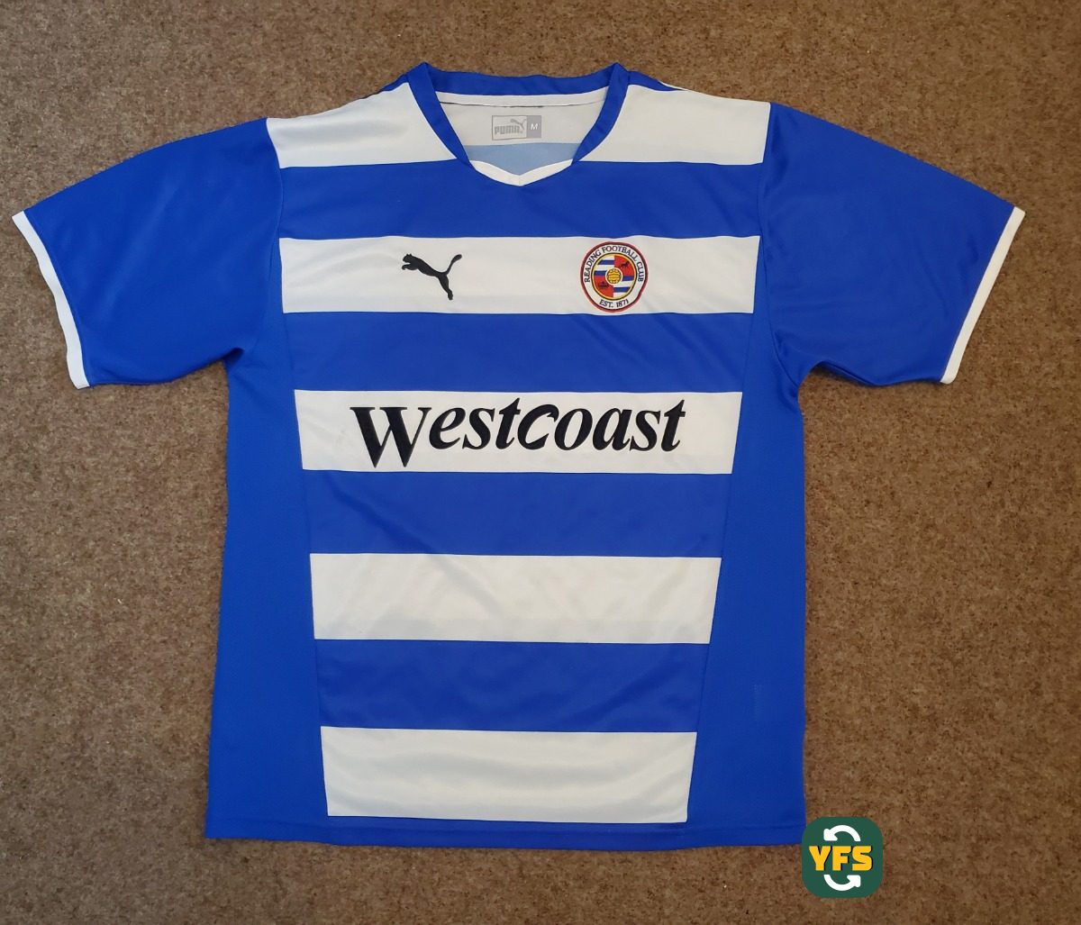 Reading FC 2004-2005 Home Store Version Puma - YourFootballShirt - Photo 1