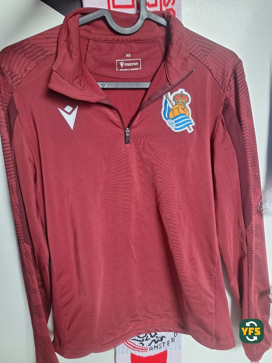 Real Sociedad 2024-2025 Training Store Version Macron - YourFootballShirt
