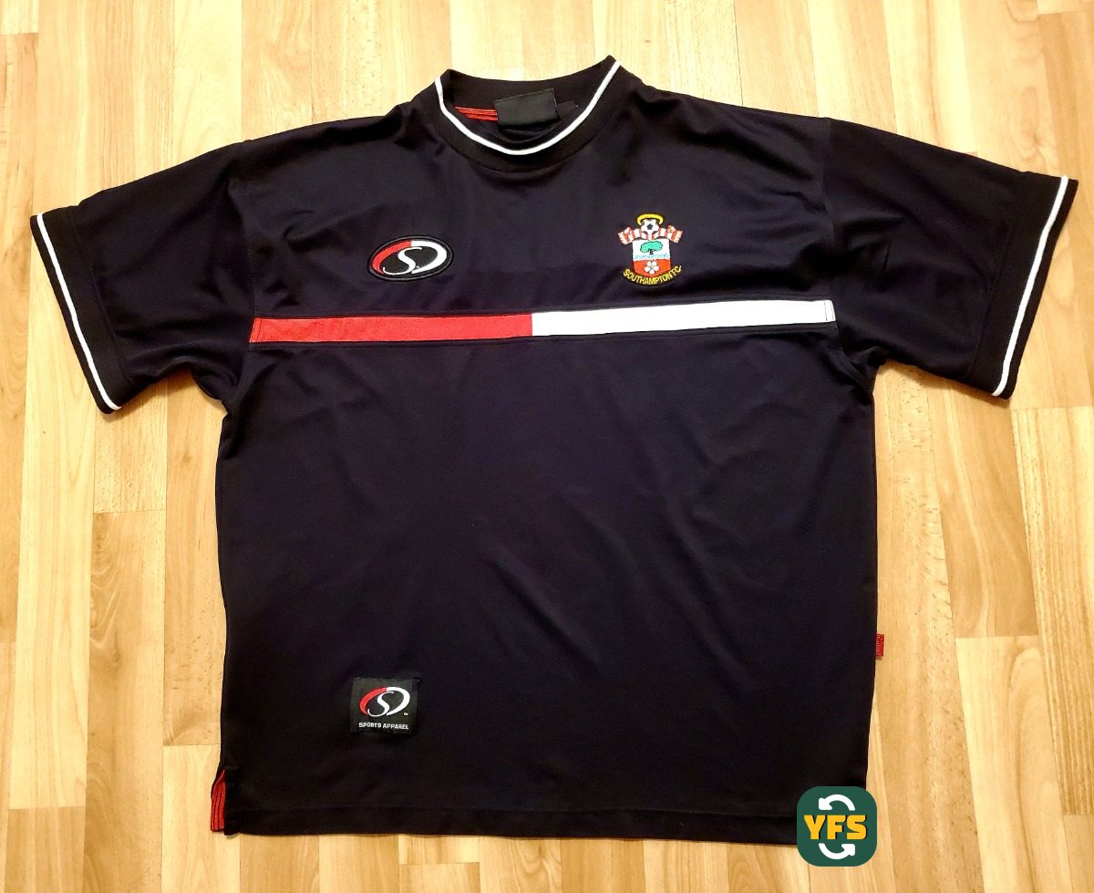 Southampton 2000-2001 Training Store Version Other - YourFootballShirt - Photo 1
