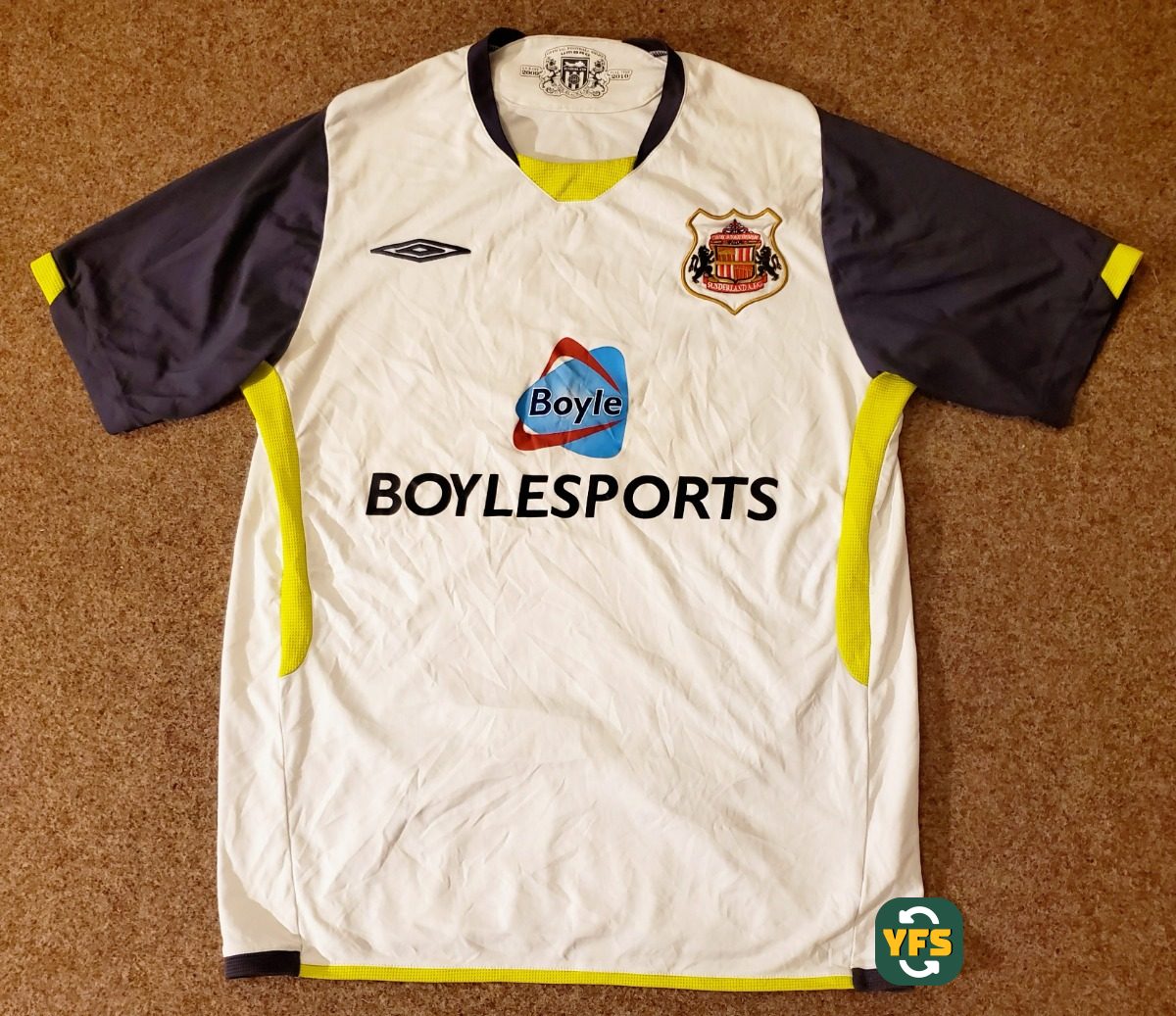 Sunderland 2009-2010 Away Store Version Umbro - YourFootballShirt - Photo 1