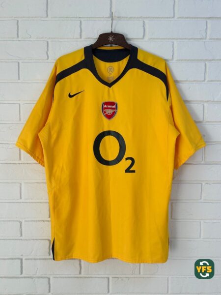 Arsenal 2005-2006 Away
