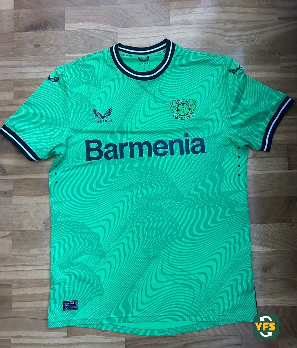Bayer Leverkusen 2023-2024 Goalkeeper Store Version Castore - YourFootballShirt - Photo 1