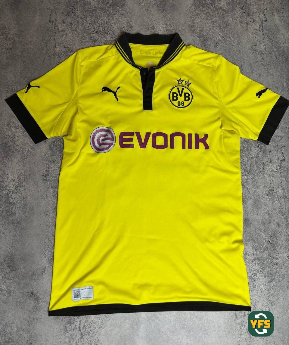 Borussia Dortmund 2012-2013 Home Store Version Puma Schieber - YourFootballShirt - Photo 1