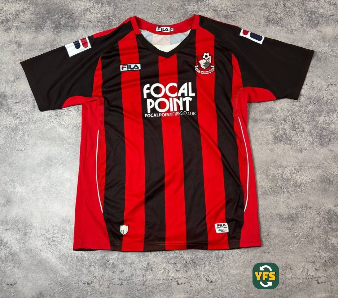 Bournemouth 2011-2012 Home Store Version Fila - YourFootballShirt - Photo 1
