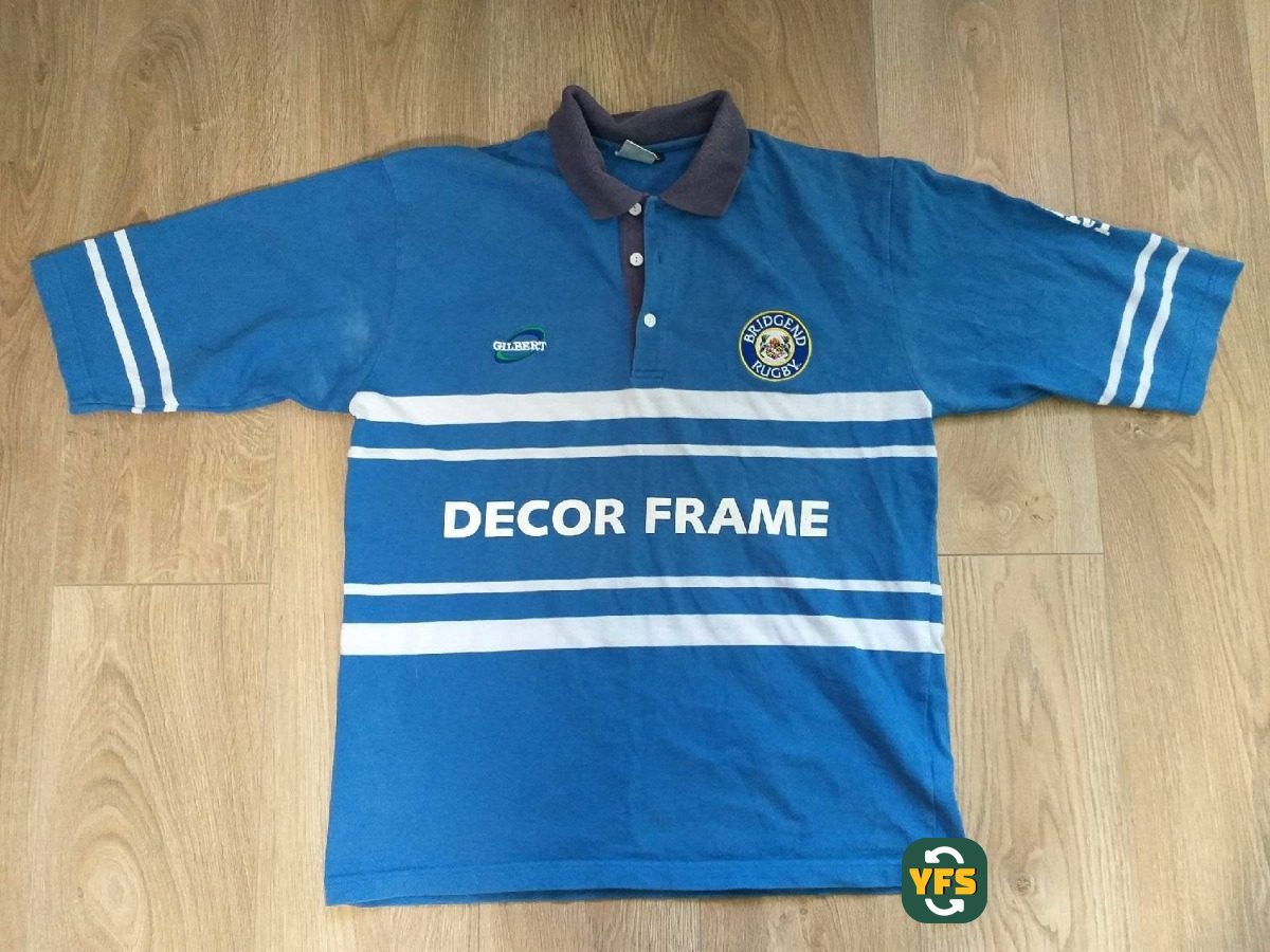 Bridgend Rugby 2000-2001 Home Store Version Gilbert - YourFootballShirt - Photo 1