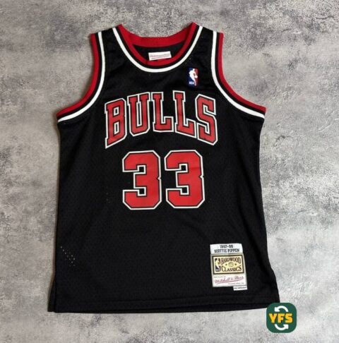 Chicago Bulls 1997-1998 Home Scottie Pippen #33