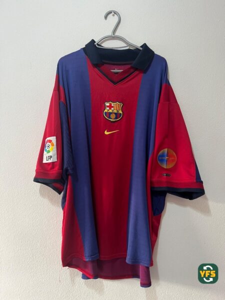 FC Barcelona 2000-2001 Home