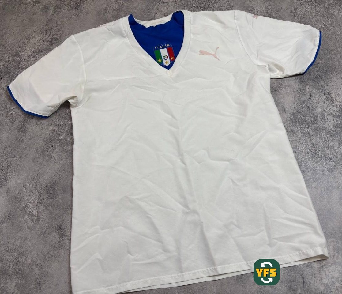 Italy 2006-2007 Away Store Version Puma - YourFootballShirt - Photo 1