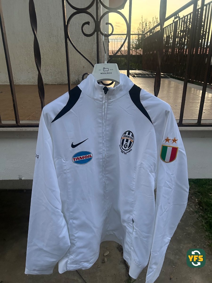 Juventus Turin 2005-2006 Training Store Version Nike - YourFootballShirt - Photo 1