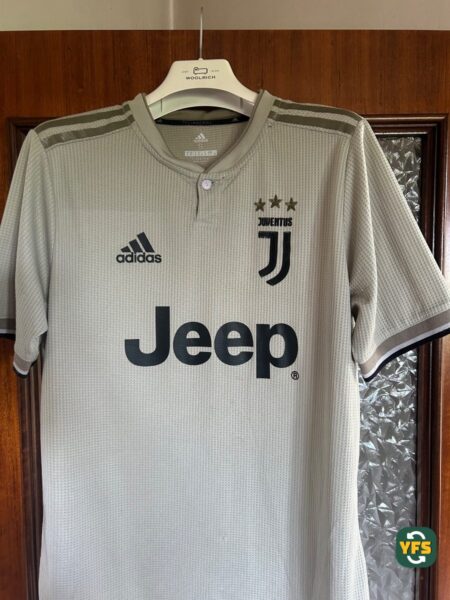 Juventus Turin 2018-2019 Away