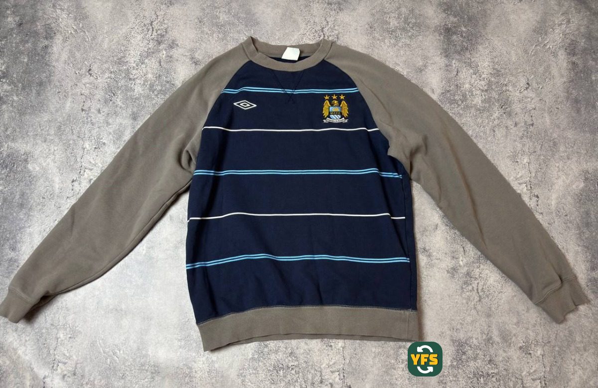 Manchester City 2009-2010 Training Store Version Umbro - YourFootballShirt - Photo 1