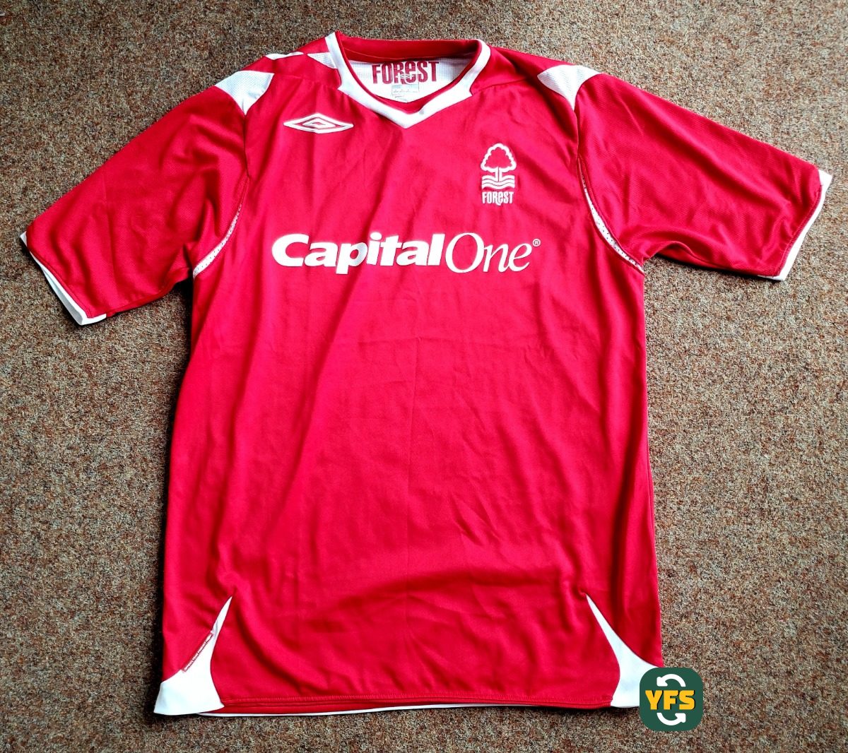 Nottingham Forest 2004-2005 Home Store Version Umbro - YourFootballShirt - Photo 1