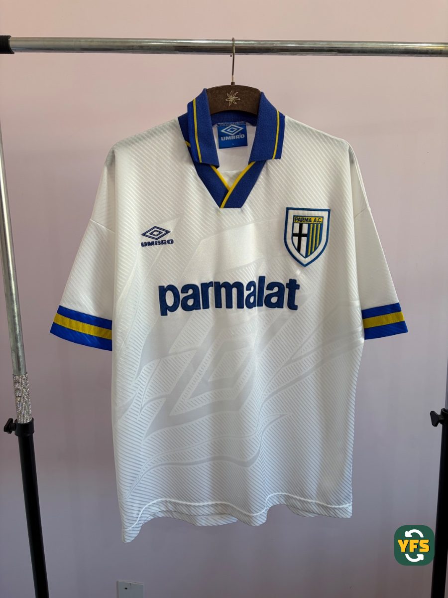 Parma 1993-1994 Home Store Version Umbro - YourFootballShirt - Photo 1