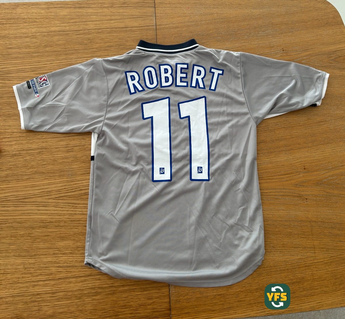 PSG 2000-2001 Away Store Version Nike Robert - YourFootballShirt - Photo 1