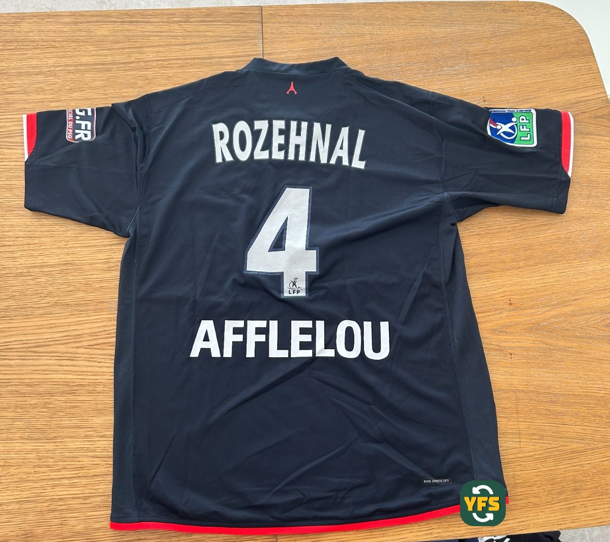 PSG 2006-2007 Home Store Version Nike Rozehnal - YourFootballShirt - Photo 1