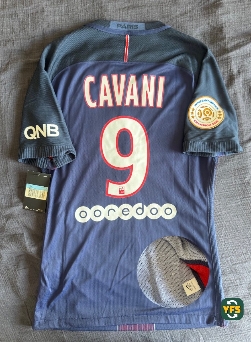 PSG 2016-2017 Home Issued Nike Cavani - YourFootballShirt - Photo 1