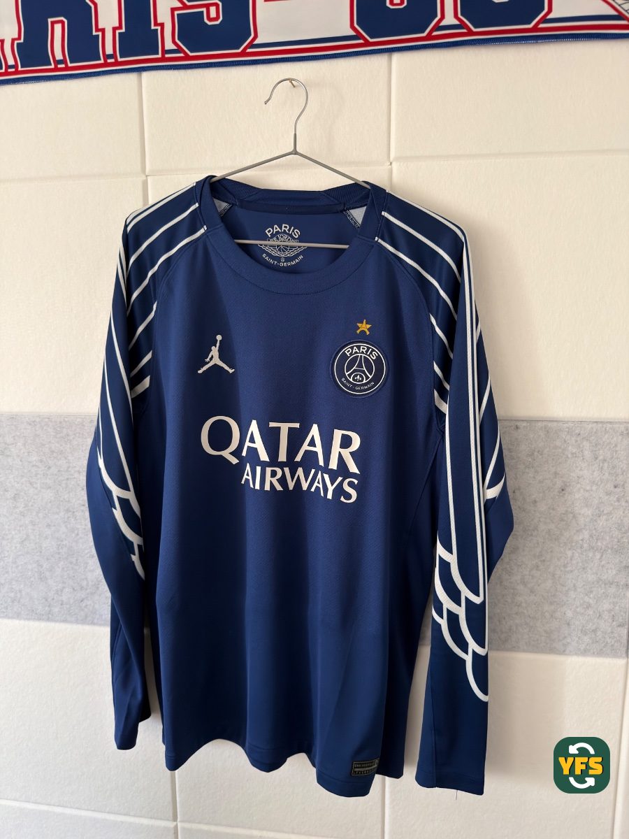 PSG 2024-2025 Fourth Store Version Jordan Champions D’Europe - YourFootballShirt - Photo 1