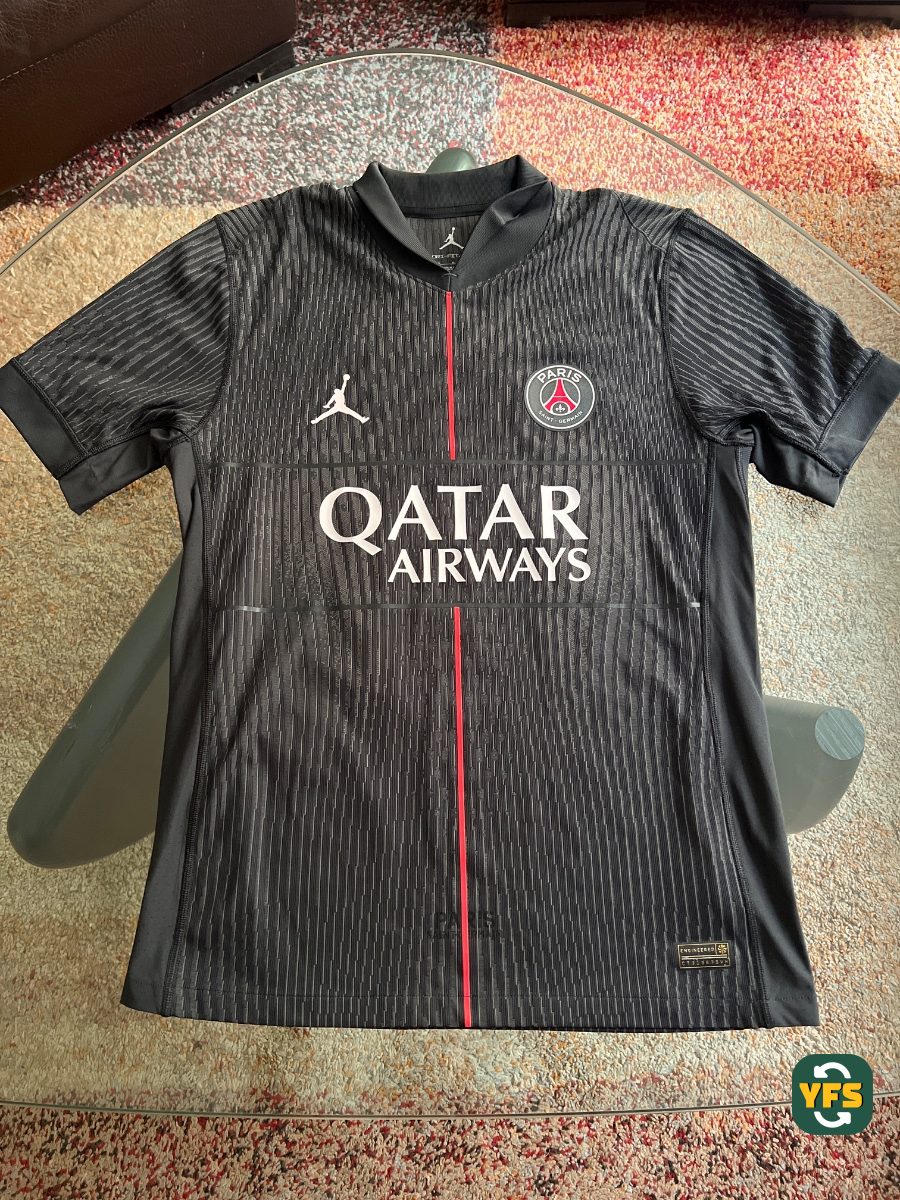 PSG 2025-2026 Fourth Pro Version Jordan Nuno Mendes - YourFootballShirt - Photo 1