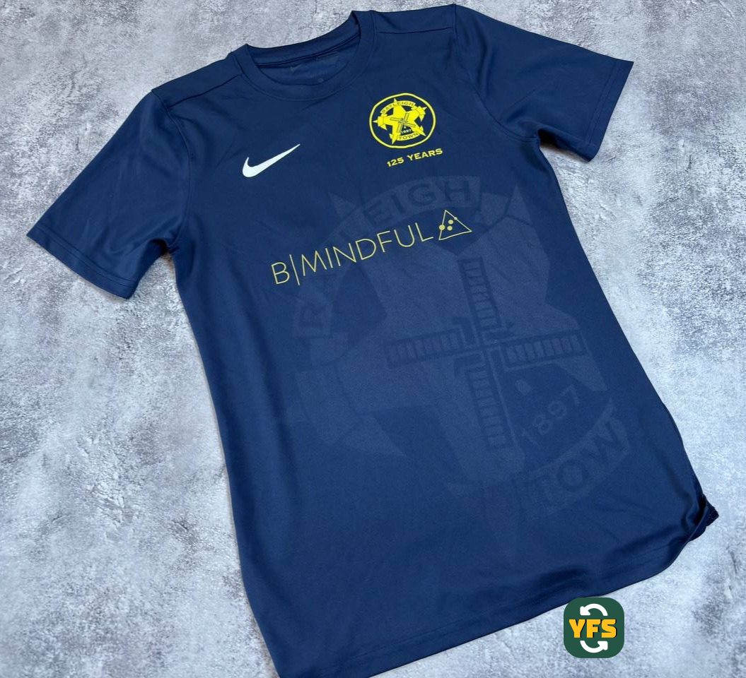 Rayleigh Town FC 2022-2023 Home Store Version Nike - YourFootballShirt - Photo 1