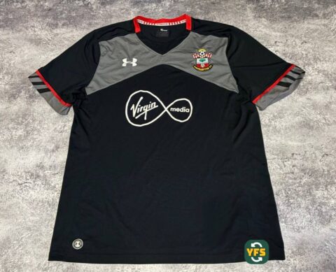 Southampton 2016-2017 Away