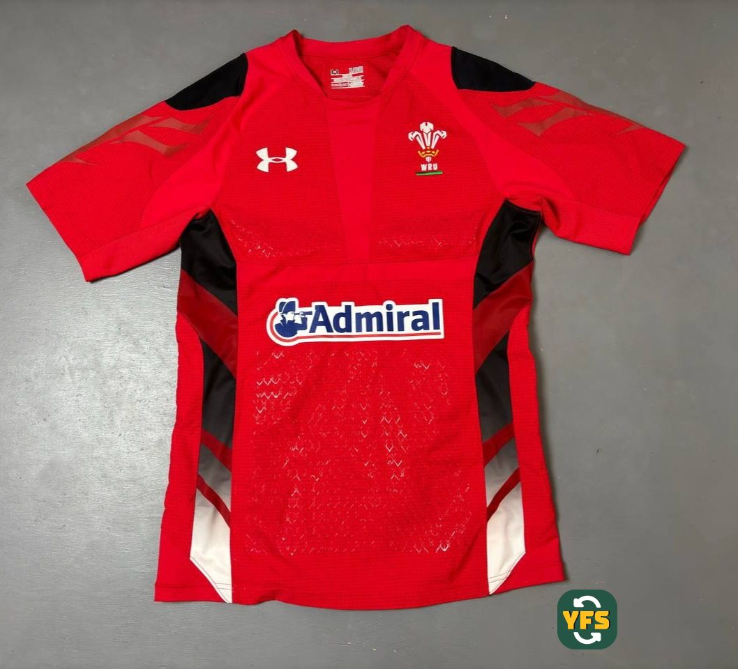 Wales rugby 2013-2014 Home Pro Version Under Armour - YourFootballShirt - Photo 1