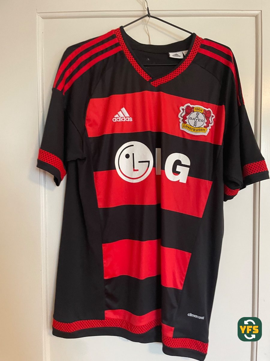 Bayer Leverkusen 2015-2016 Home Adidas chicharito - YourFootballShirt - Photo 1