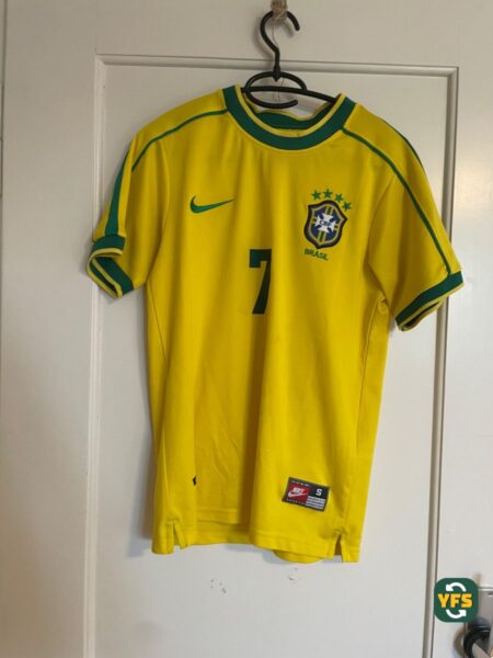 Brasil 1997-1998 Home Ronaldinho #7
