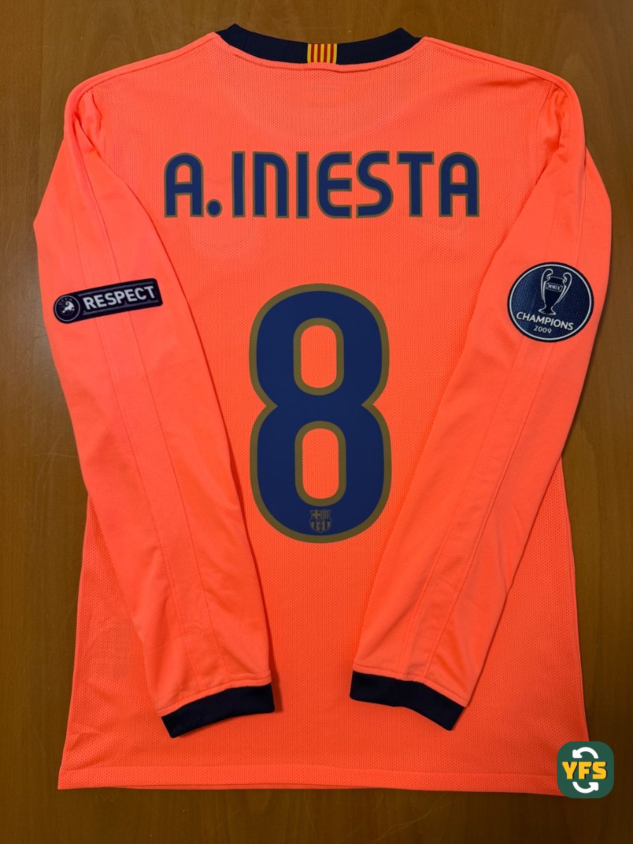 FC Barcelona 2009-2010 Away Issued Nike Iniesta - YourFootballShirt - Photo 1