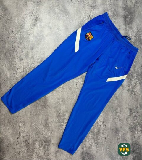 FC Barcelona 2021-2022 Training