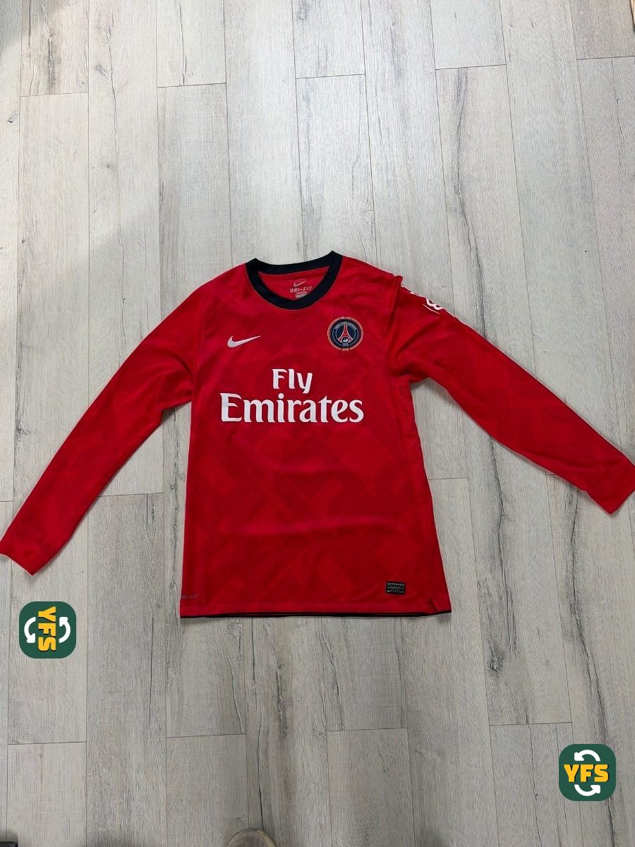 PSG 2010-2011 Home Issued Nike Erding - YourFootballShirt - Photo 1