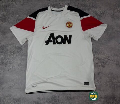 Manchester United 2010-2011 Away
