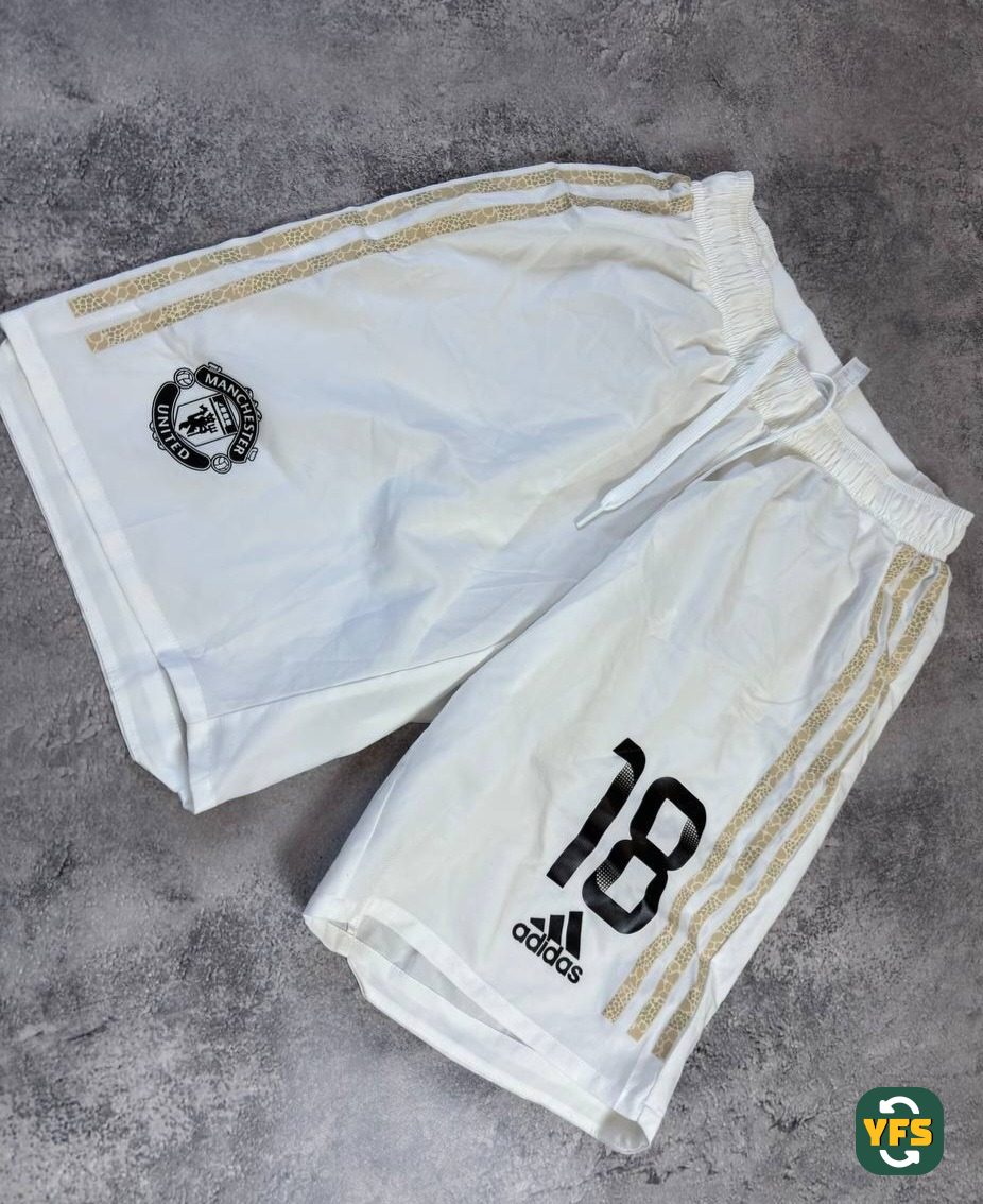 Manchester United 2019-2020 Away Issued Adidas Ashley Young - YourFootballShirt - Photo 1