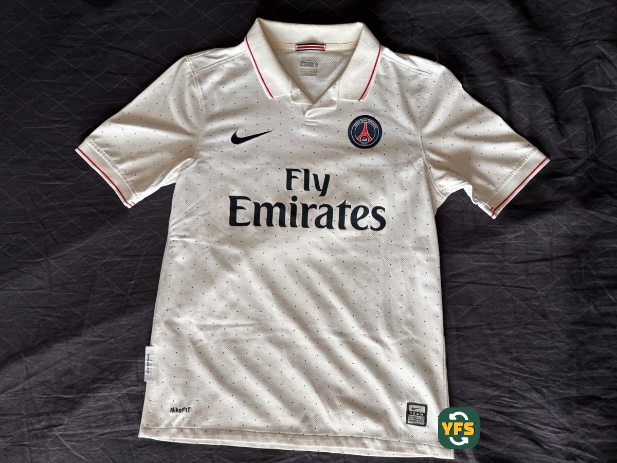 PSG 2009-2010 Away Store Version Nike - YourFootballShirt - Photo 1