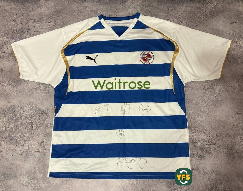 Reading FC 2008-2009 Home Store Version Puma - YourFootballShirt - Photo 1
