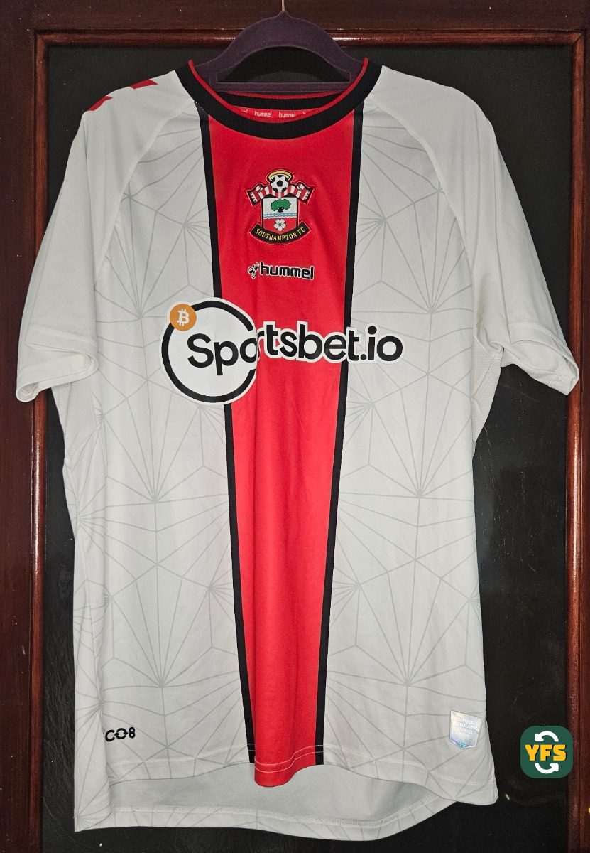 Southampton 2022-2023 Home Store Version Hummel - YourFootballShirt - Photo 1