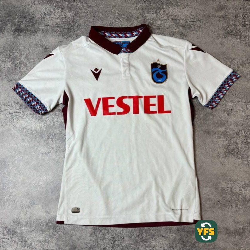 Trabzonspor 2020-2021 Away Store Version Macron - YourFootballShirt - Photo 1